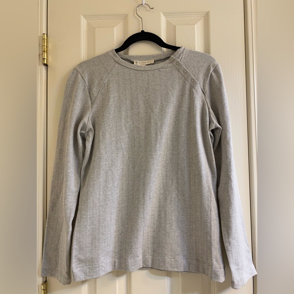 Synergy Organic Clothing. Herringbone Snap Neck Detail Sweater. Size: Medium.